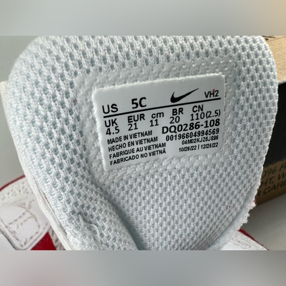 Nike Air Max System Kids in White/White-University Red Photon Dust Size:5C NIB - Picture 10 of 12